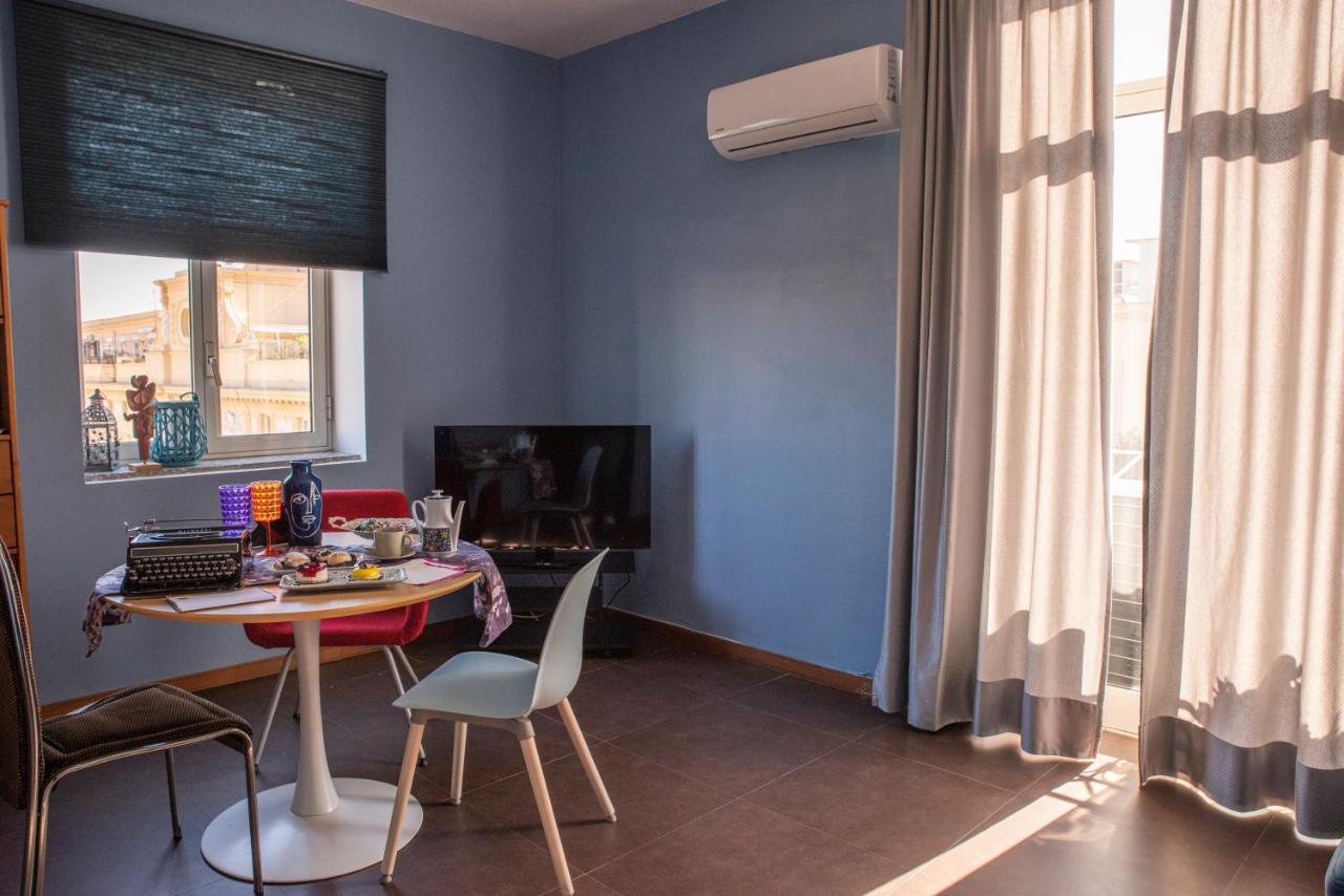 נאפולי Home&More B&B מראה חיצוני תמונה